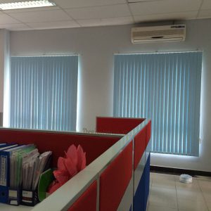 Mành lật hai mặt một màu cản sáng 95% Mành lật hai mặt một màu cản sáng 95%