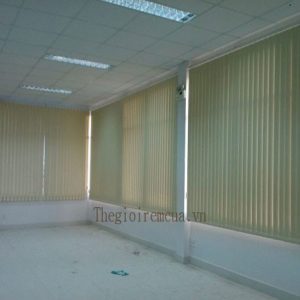 Mành lật hai mặt một màu cản sáng 95% Mành lật hai mặt một màu cản sáng 95%