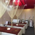 Rèm kim tuyến che spa tạo không gian sang trọng