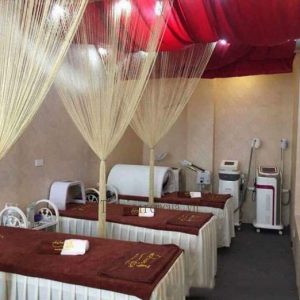 Rèm kim tuyến che spa tạo không gian sang trọng Rèm kim tuyến che spa tạo không gian sang trọng