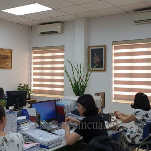 rèm cầu vồng cửa sổ phòng ngủ