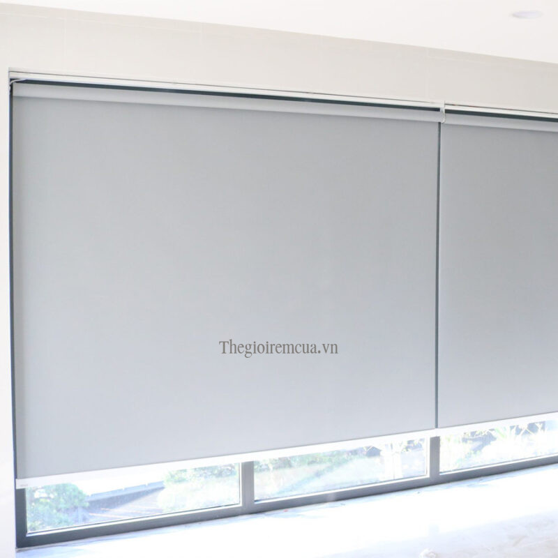 Rem Cua Cuon Tu Dong