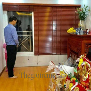 Rèm sáo gỗ phòng thờ nhẹ nhàng thanh tịnh Rèm sáo gỗ phòng thờ nhẹ nhàng thanh tịnh