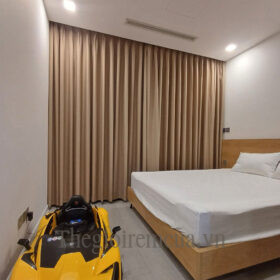 Lắp đặt rèm cửa chống nắng, cách nhiệt giá rẻ tại tphcm Lắp đặt rèm cửa chống nắng, cách nhiệt giá rẻ tại tphcm