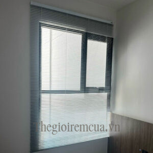 Lắp đặt rèm cửa chống nắng, cách nhiệt giá rẻ tại tphcm Lắp đặt rèm cửa chống nắng, cách nhiệt giá rẻ tại tphcm