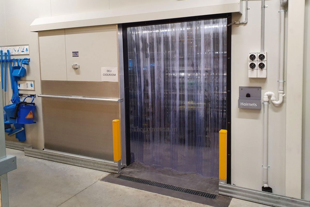 Rem Nhua Pvc Ngan Lanh