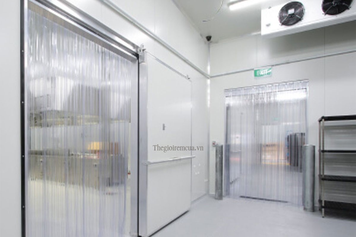 Rèm Pvc Ngăn Lạnh Hiệu Quả
